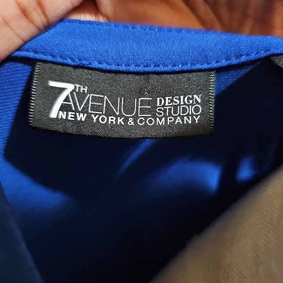 7th Avenue Long Blouse - Picture 7 of 10